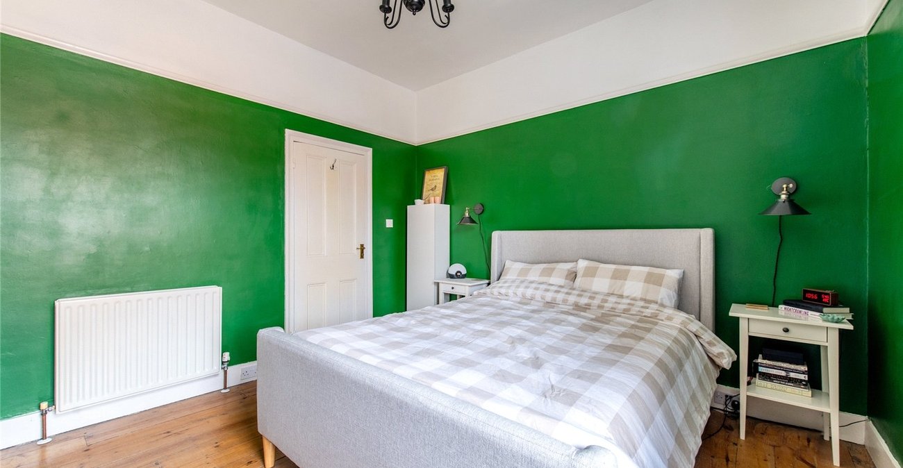 2 bedroom house for sale in Northfleet | Robinson Michael & Jackson