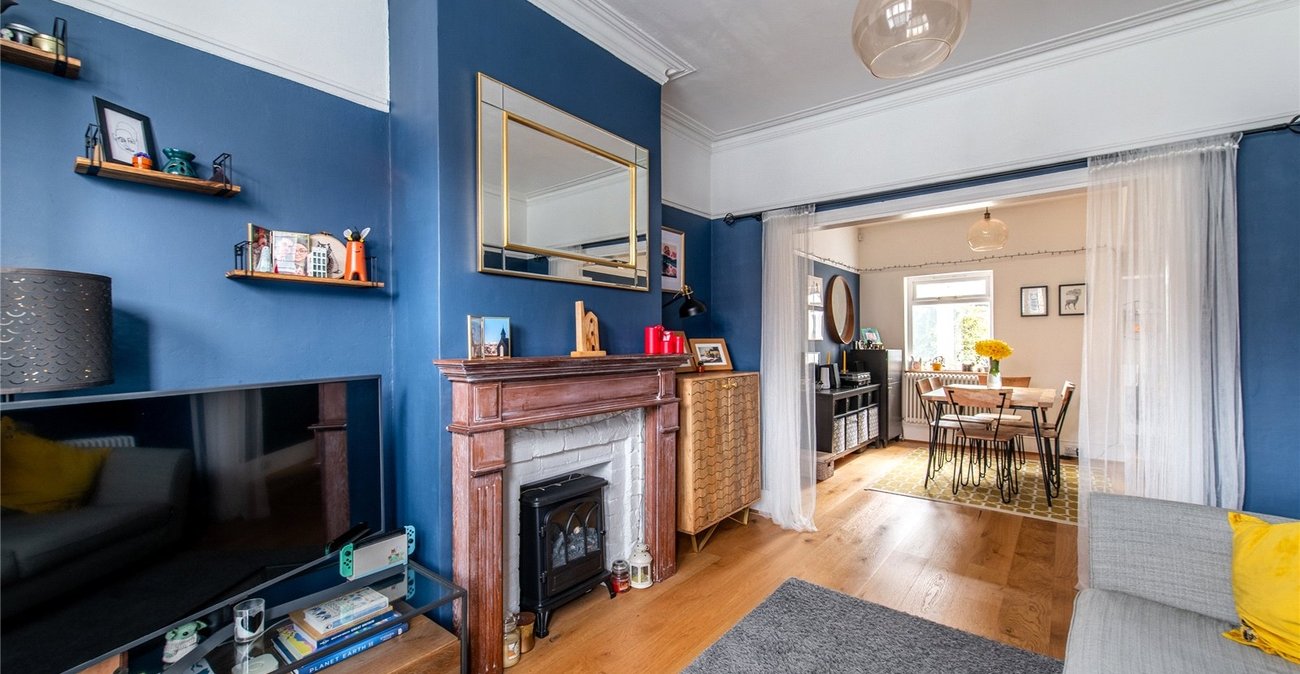 2 bedroom house for sale in Northfleet | Robinson Michael & Jackson