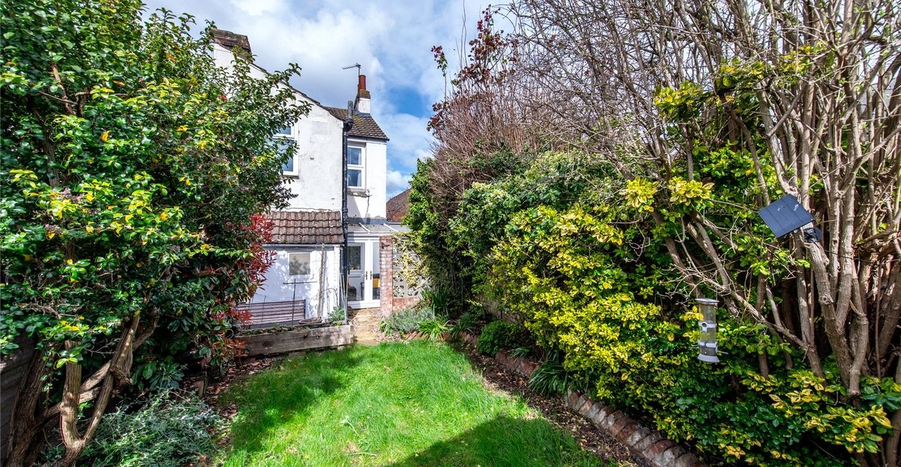 2 bedroom house for sale in Northfleet | Robinson Michael & Jackson