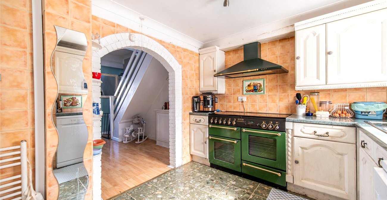 2 bedroom house for sale in Northfleet | Robinson Michael & Jackson