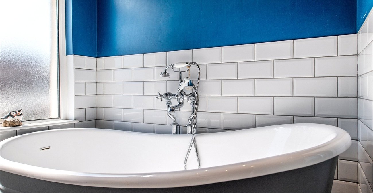 2 bedroom house for sale in Northfleet | Robinson Michael & Jackson