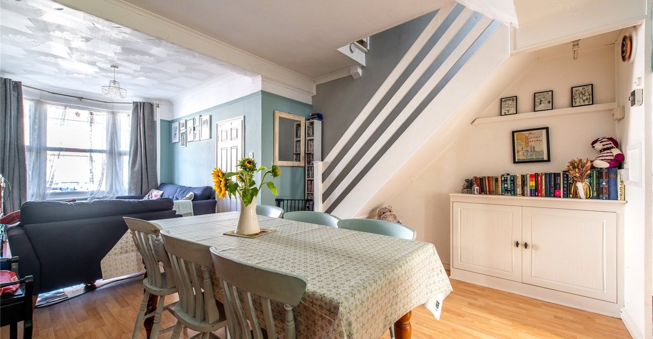 2 bedroom house for sale in Northfleet | Robinson Michael & Jackson