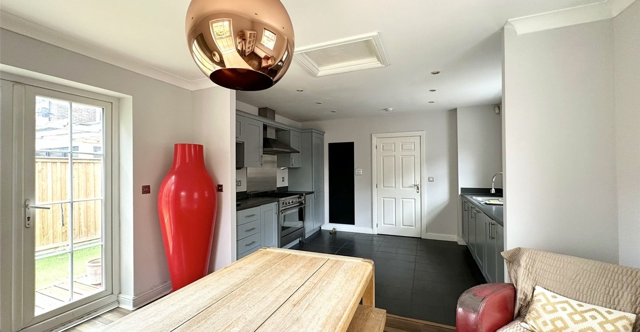 5 bedroom house for sale in Greenhithe | Robinson Jackson