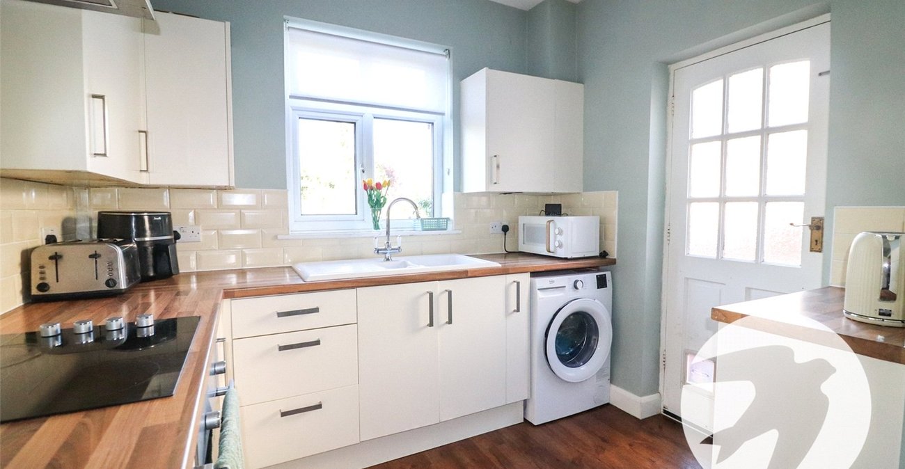 3 bedroom house for sale in Erith | Robinson Jackson