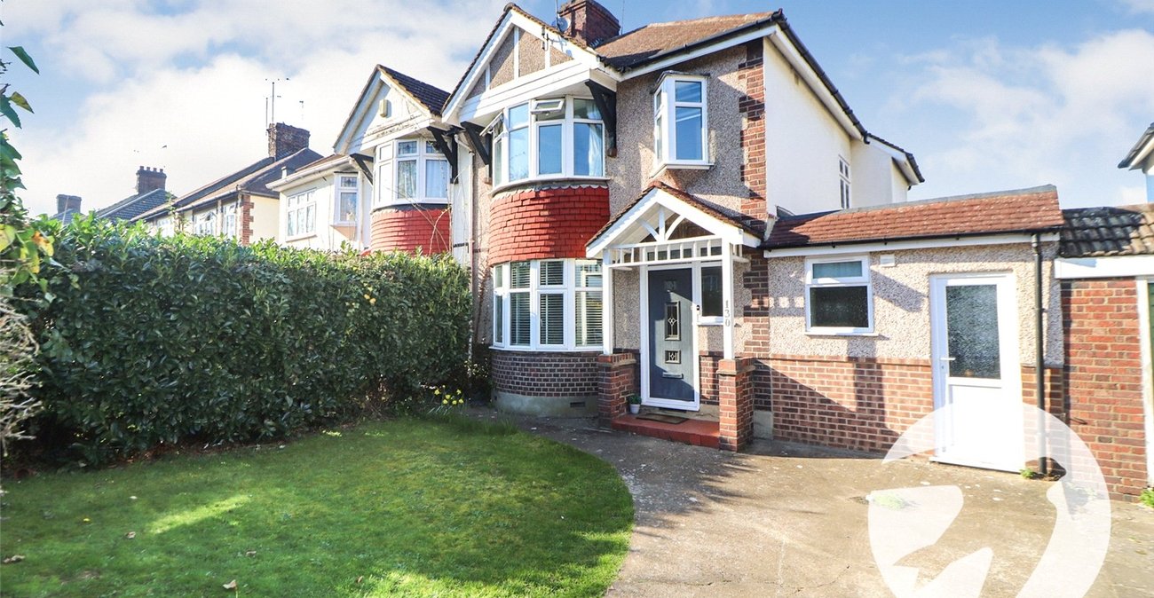 3 bedroom house for sale in Erith | Robinson Jackson