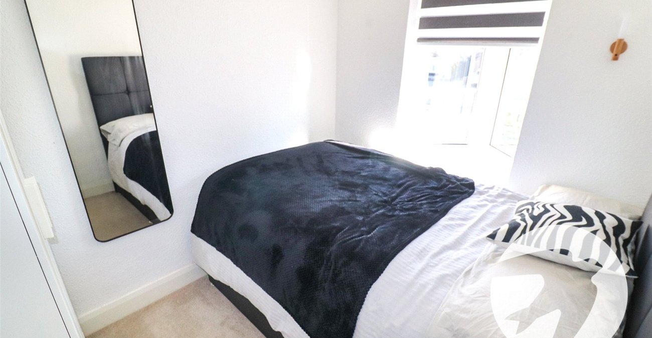 3 bedroom house for sale in Erith | Robinson Jackson