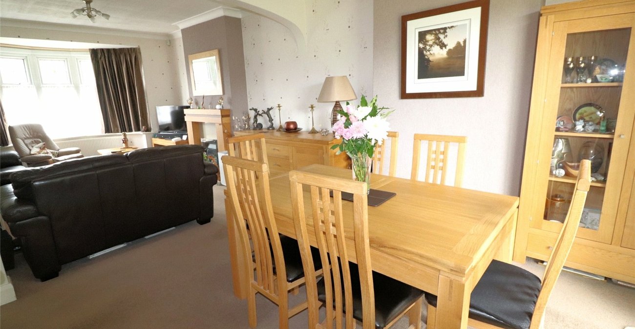 3 bedroom house for sale in Erith | Robinson Jackson