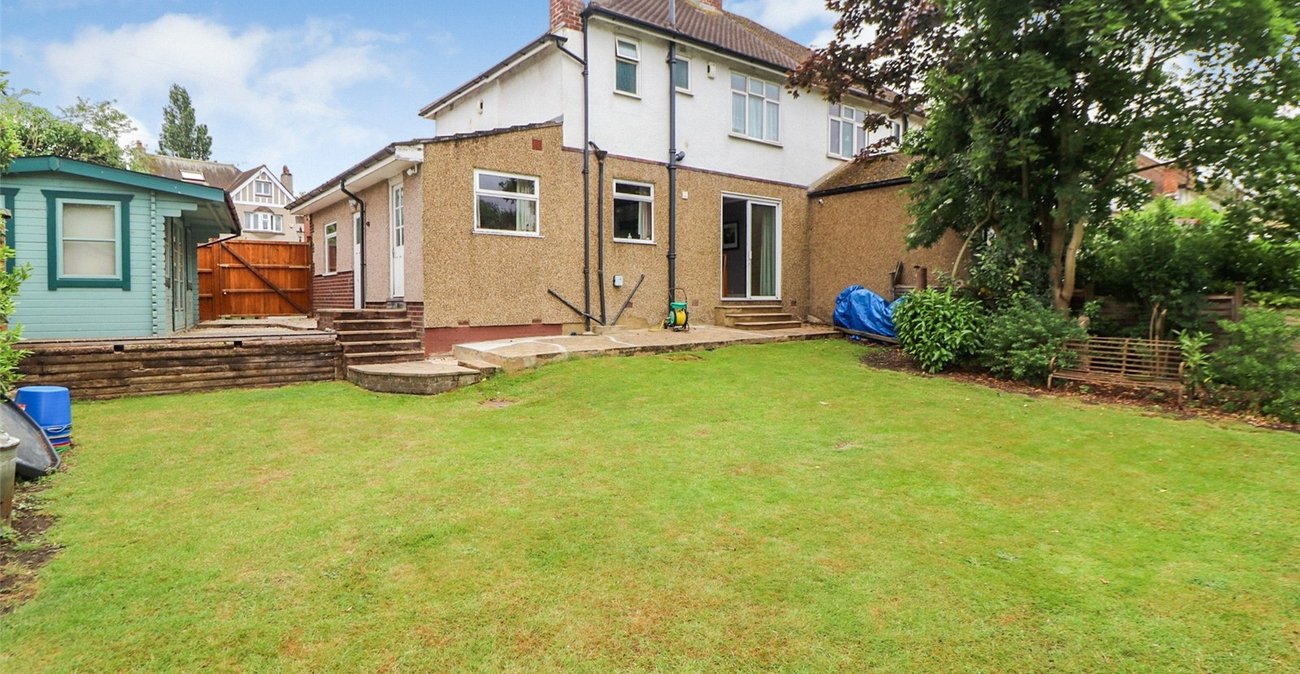 3 bedroom house for sale in Erith | Robinson Jackson