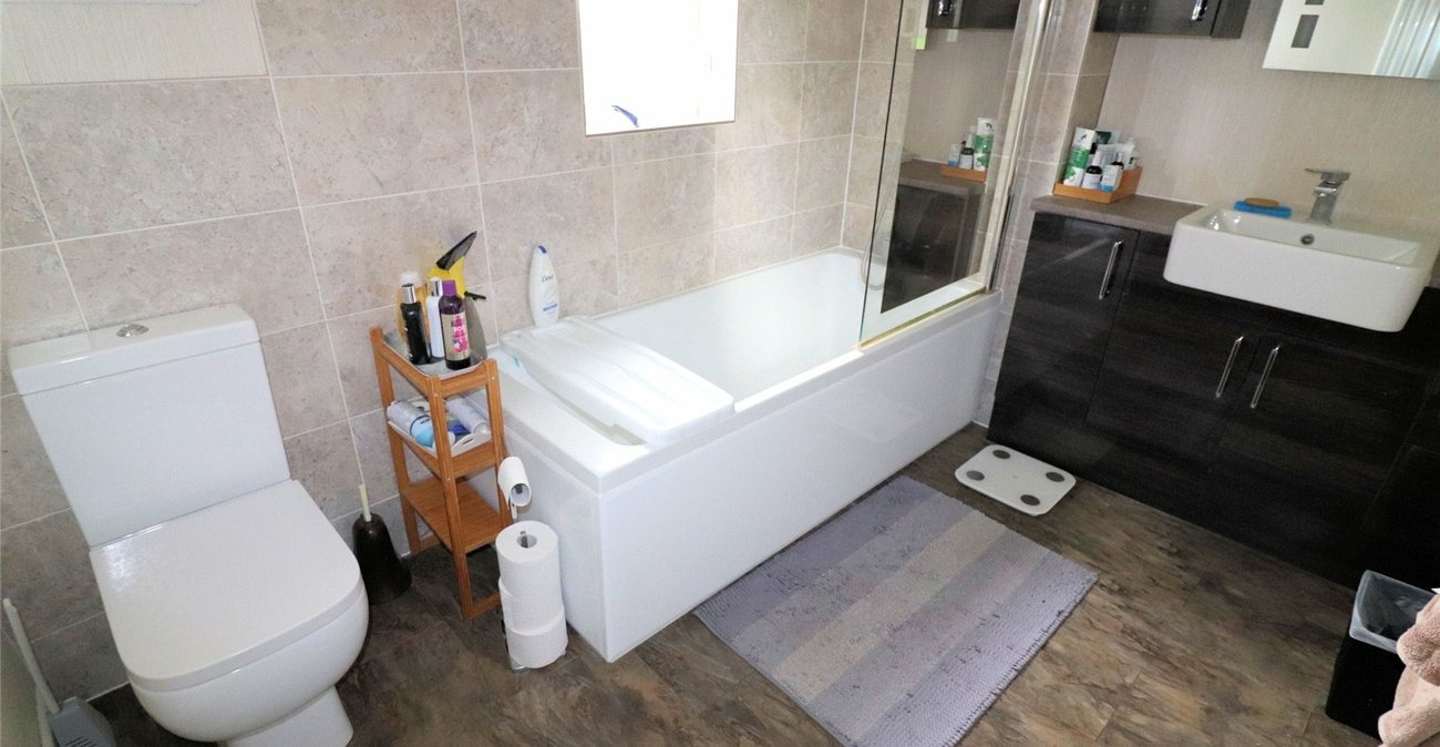 3 bedroom house for sale in Erith | Robinson Jackson