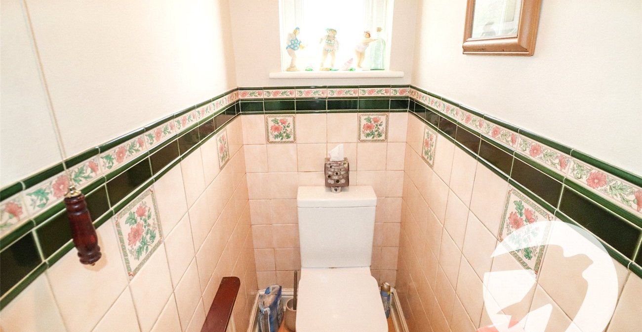 4 bedroom house for sale in Northumberland Heath | Robinson Jackson