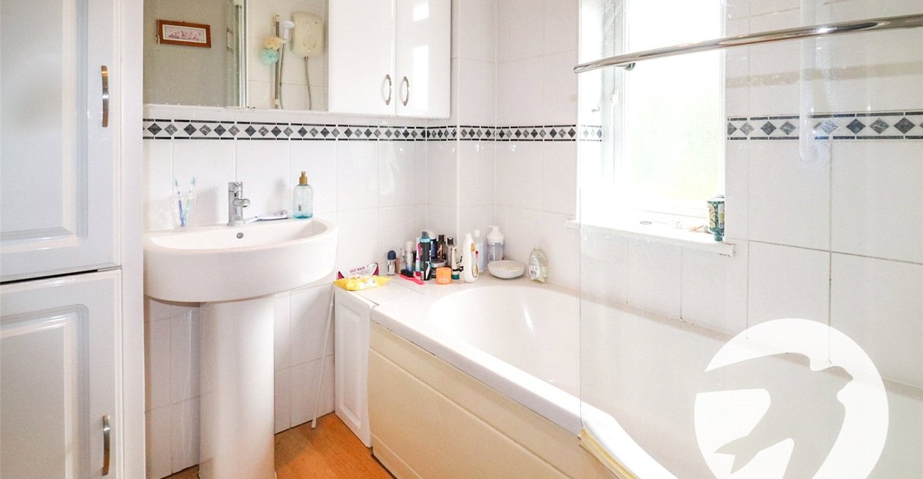4 bedroom house for sale in Northumberland Heath | Robinson Jackson