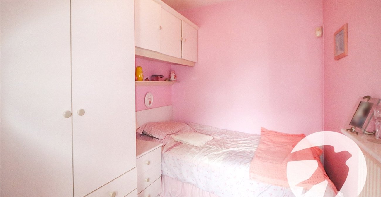 4 bedroom house for sale in Northumberland Heath | Robinson Jackson