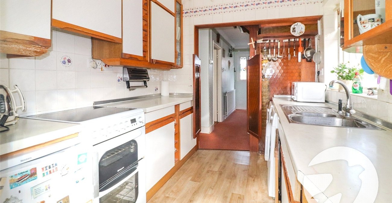 4 bedroom house for sale in Erith | Robinson Jackson