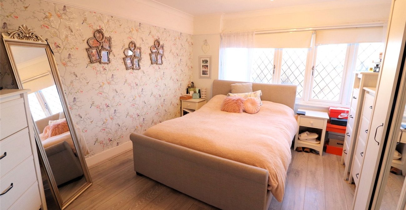 4 bedroom house for sale in Erith | Robinson Jackson