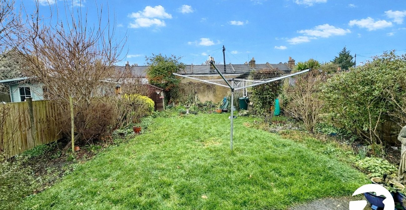 3 bedroom house for sale in Bromley | Robinson Jackson