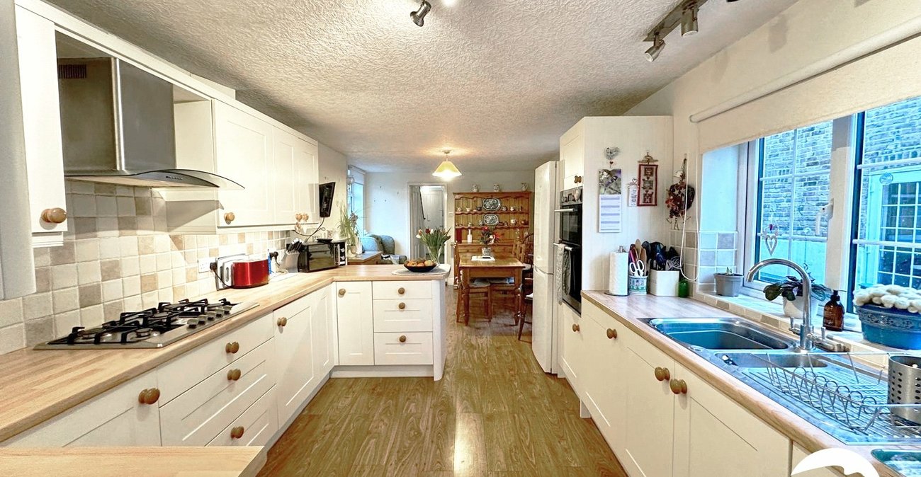 3 bedroom house for sale in Bromley | Robinson Jackson