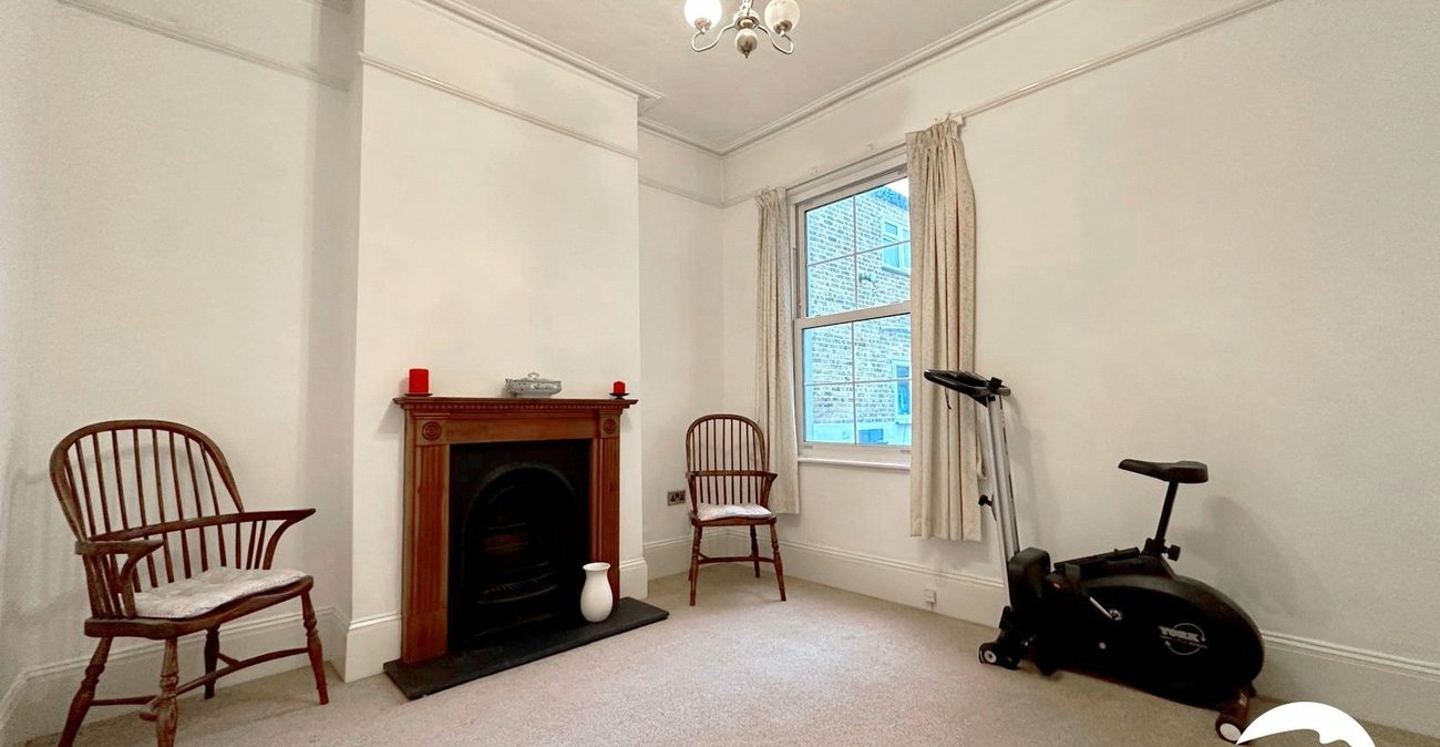 3 bedroom house for sale in Bromley | Robinson Jackson