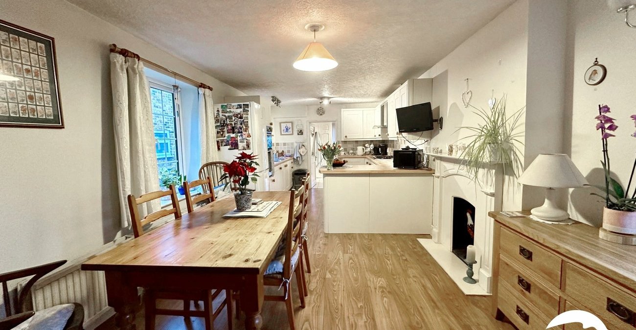 3 bedroom house for sale in Bromley | Robinson Jackson