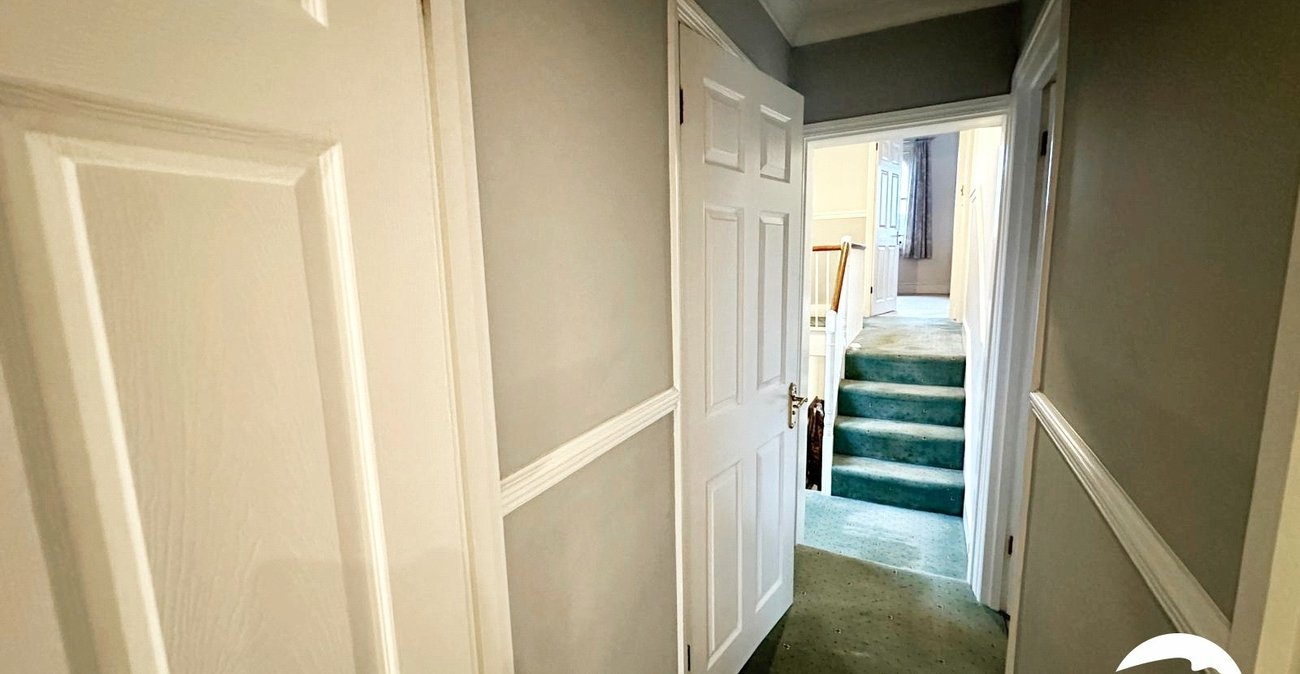 3 bedroom house for sale in Bromley | Robinson Jackson