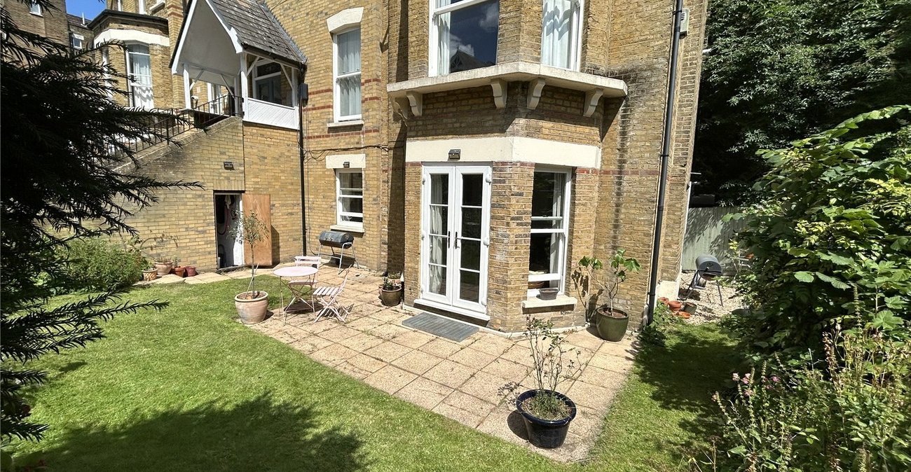 1 bedroom property for sale in 98 Crystal Palace Park Road | Robinson Jackson