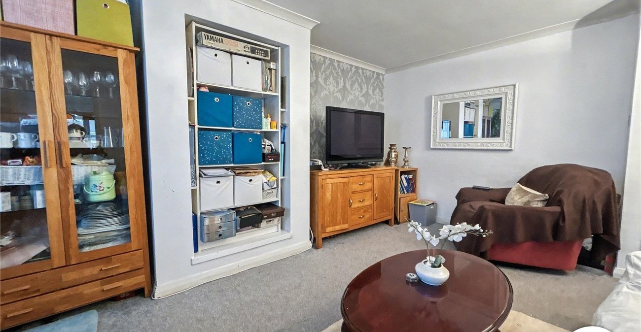 2 bedroom property for sale in Sidcup | Robinson Jackson
