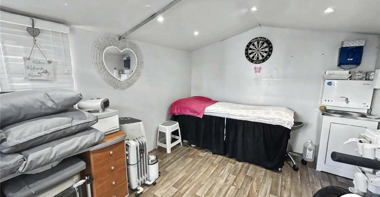 4 bedroom house for sale in Sidcup | Robinson Jackson