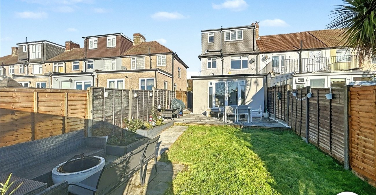 4 bedroom house for sale in Sidcup | Robinson Jackson