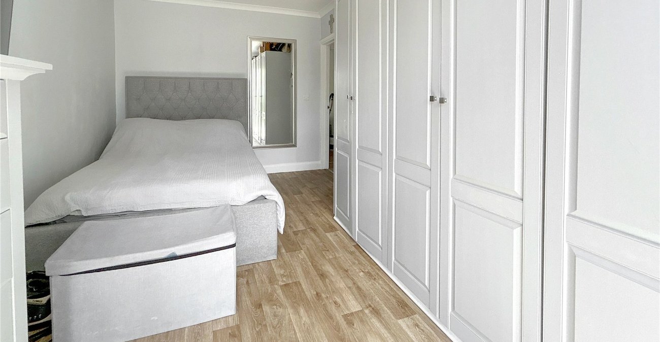 2 bedroom property for sale in Sidcup | Robinson Jackson