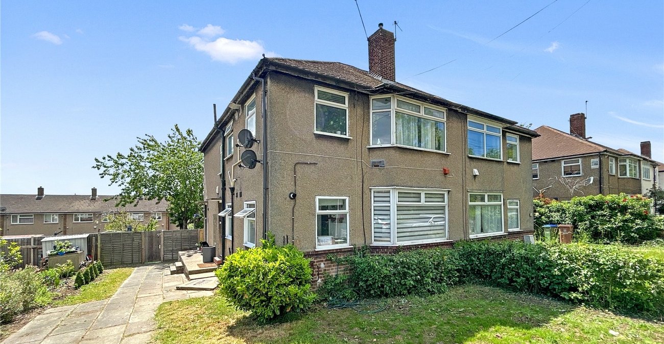 2 bedroom property for sale in Sidcup | Robinson Jackson