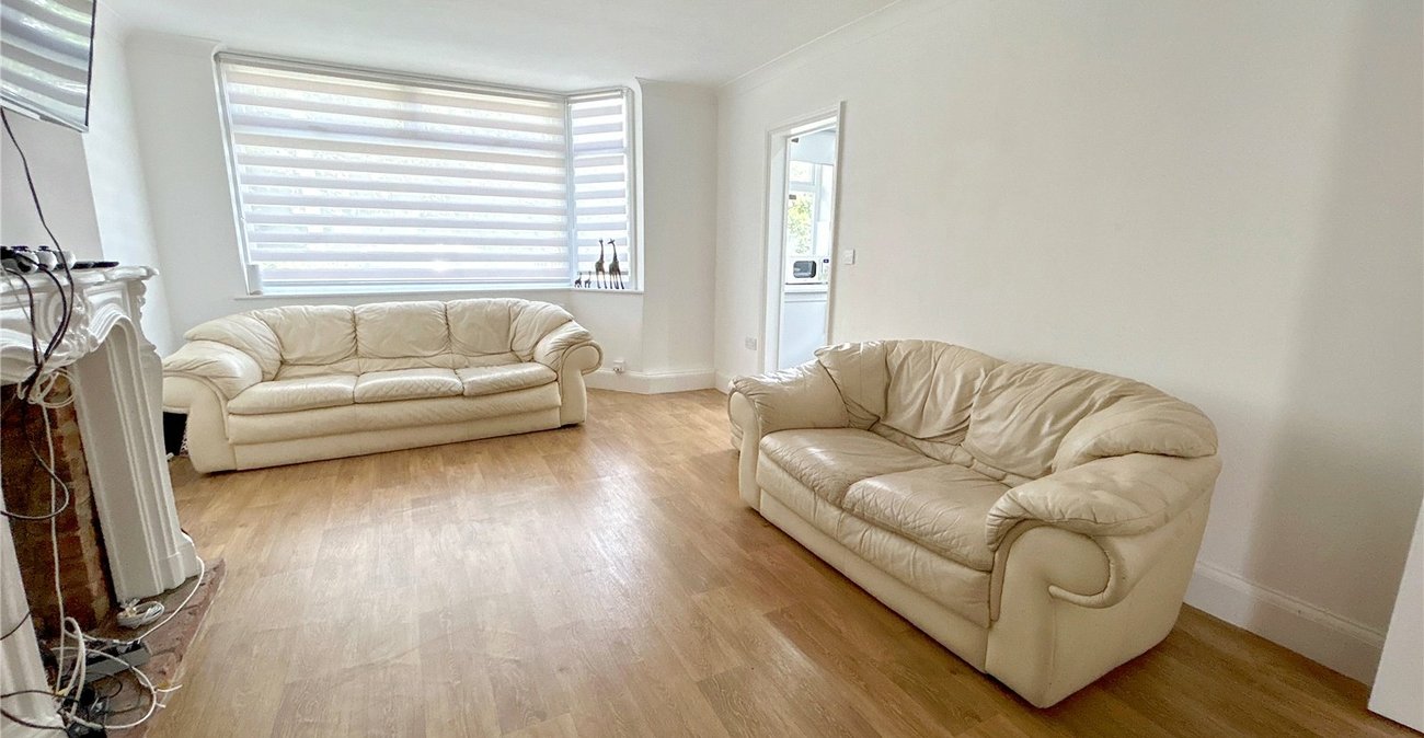2 bedroom property for sale in Sidcup | Robinson Jackson
