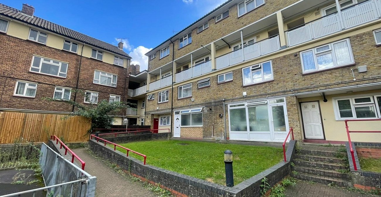 3 bedroom property for sale in Gravesend | Robinson Michael & Jackson