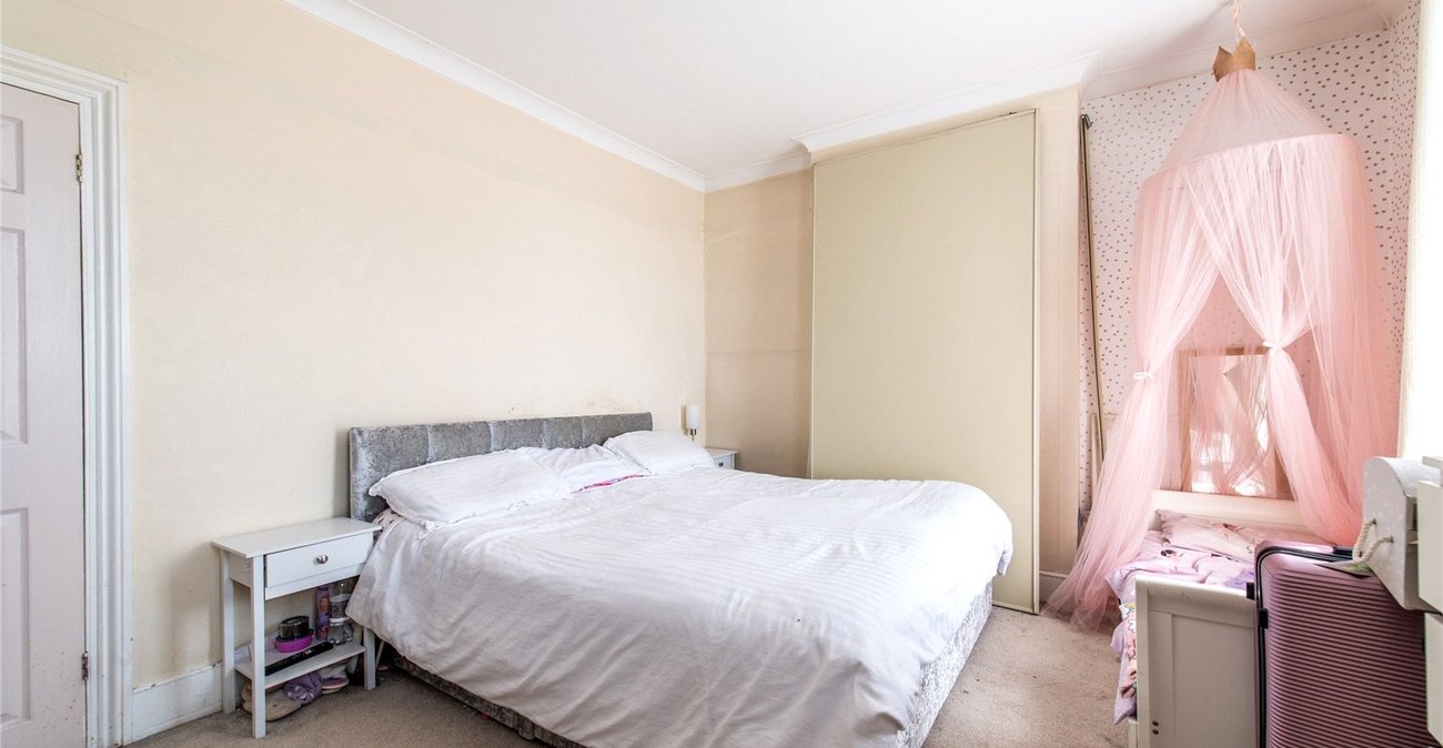 3 bedroom house for sale in Gravesend | Robinson Michael & Jackson