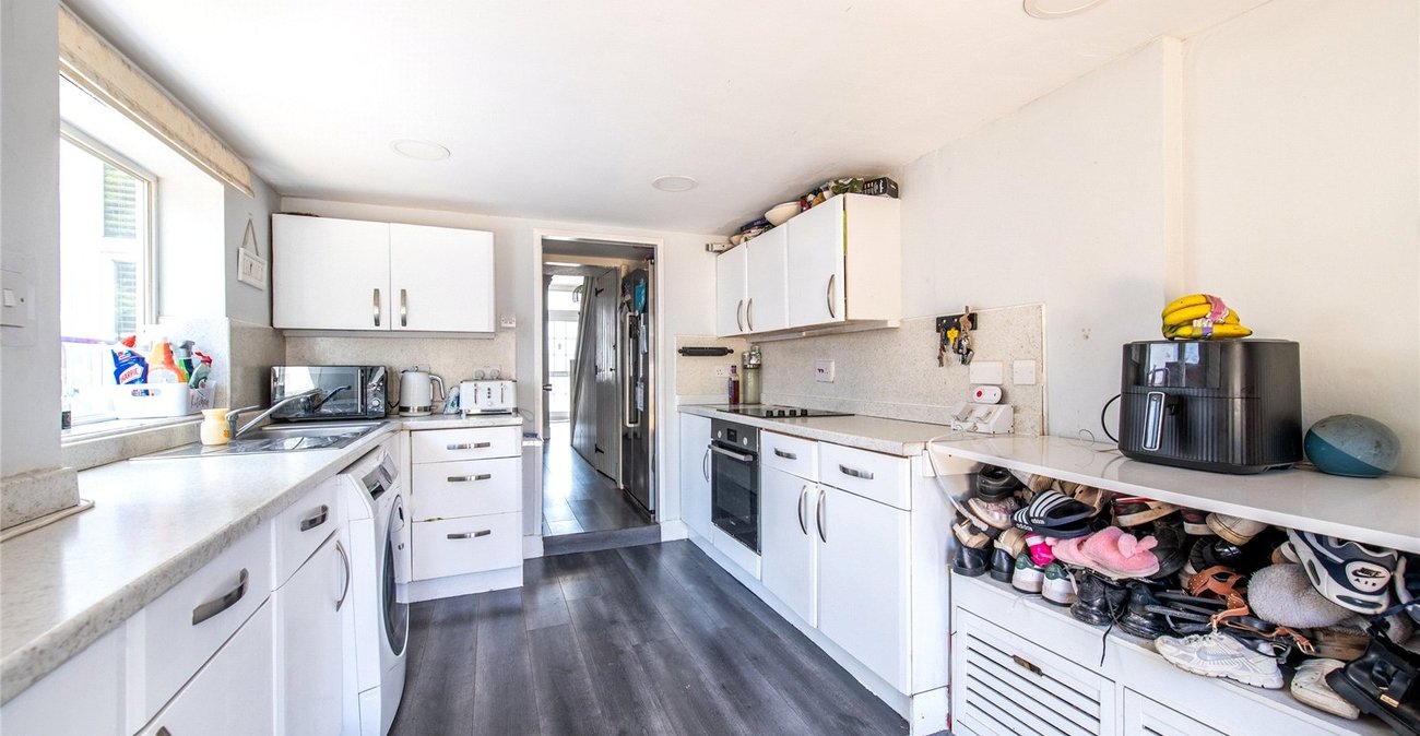 3 bedroom house for sale in Gravesend | Robinson Michael & Jackson