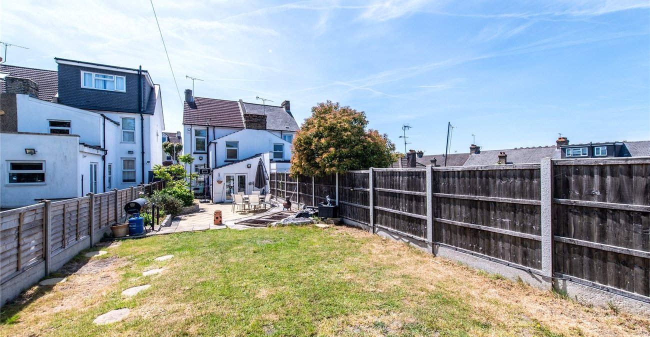 3 bedroom house for sale in Gravesend | Robinson Michael & Jackson