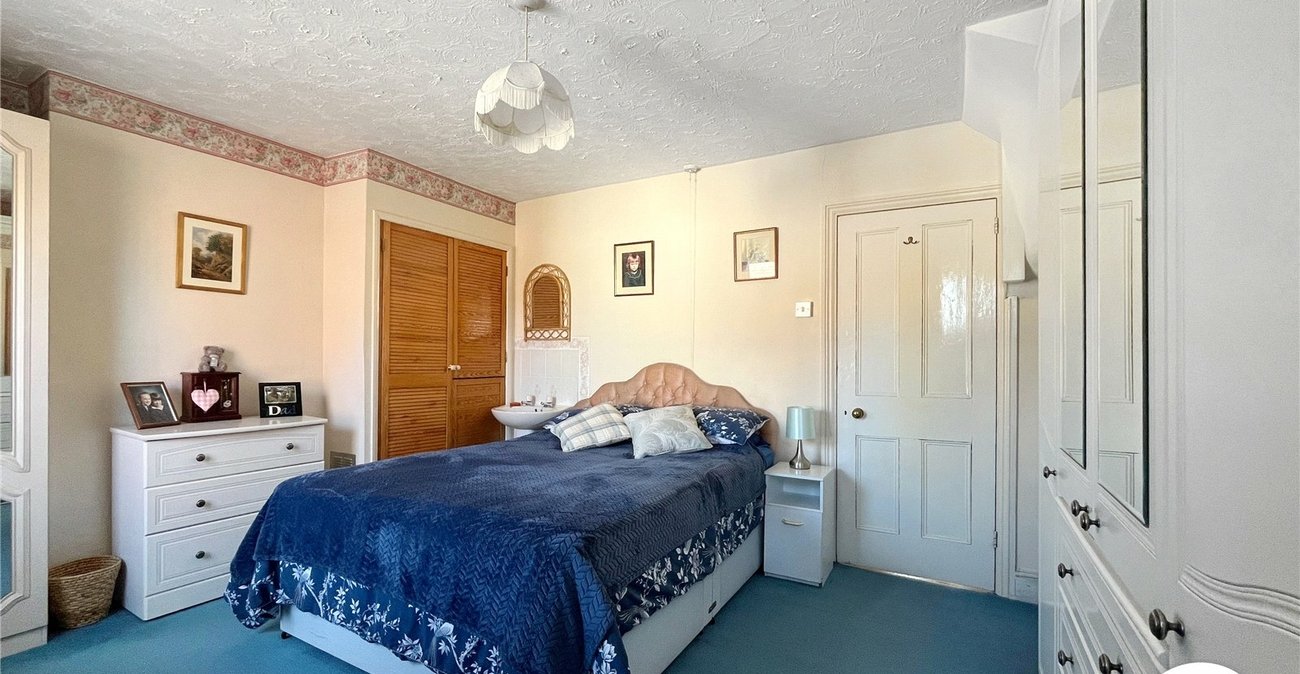 3 bedroom house for sale in Sittingbourne | Robinson Michael & Jackson