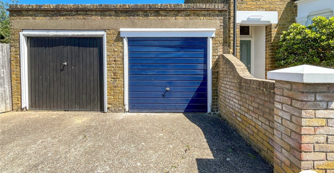 3 bedroom house for sale in Sittingbourne | Robinson Michael & Jackson