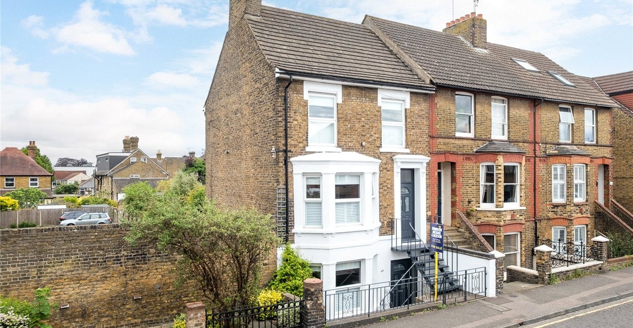 4 bedroom house for sale in Sittingbourne | Robinson Michael & Jackson