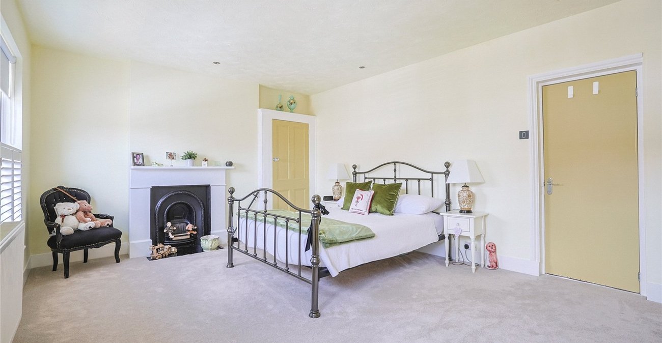 4 bedroom house for sale in Sittingbourne | Robinson Michael & Jackson