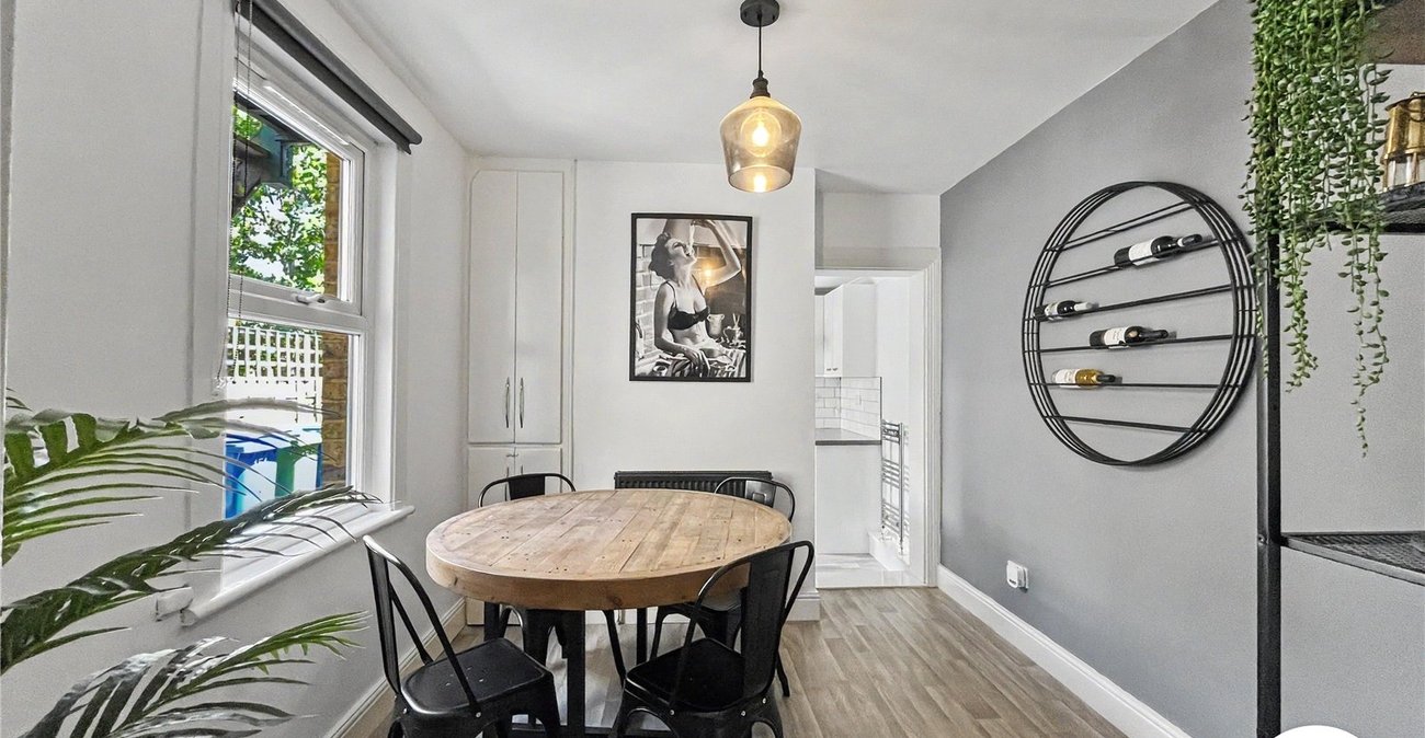 1 bedroom property for sale in Sittingbourne | Robinson Michael & Jackson