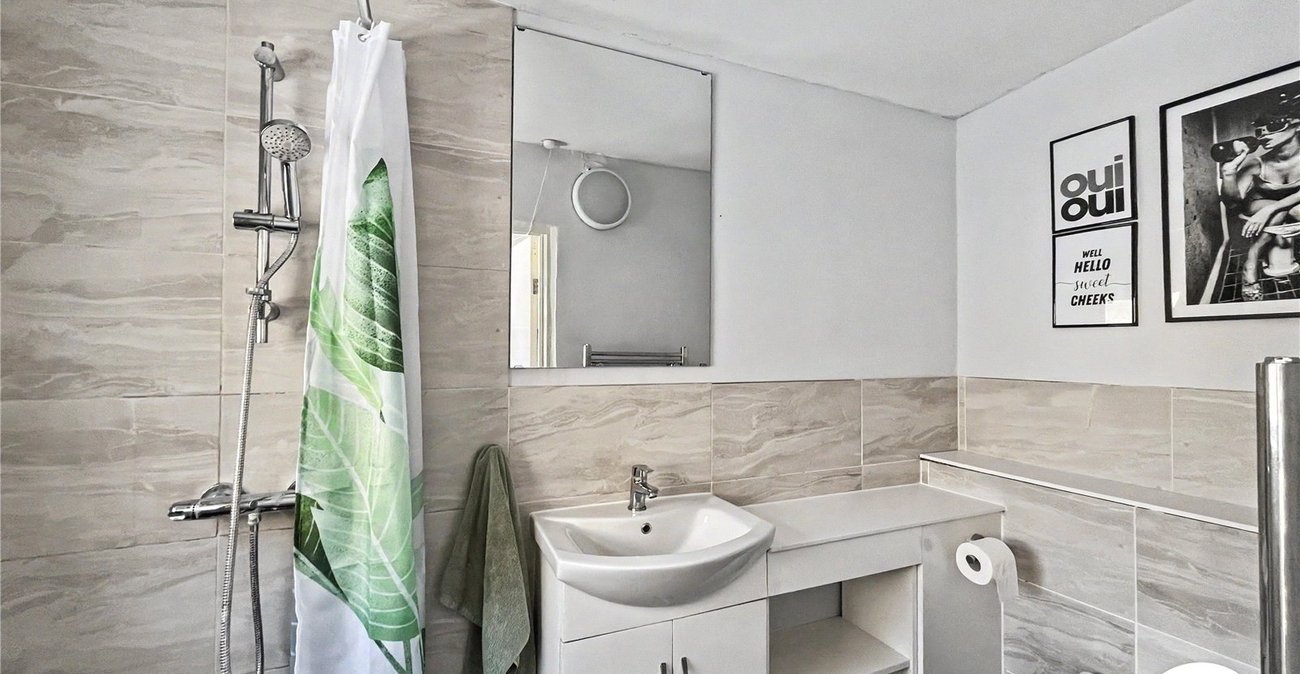 1 bedroom property for sale in Sittingbourne | Robinson Michael & Jackson
