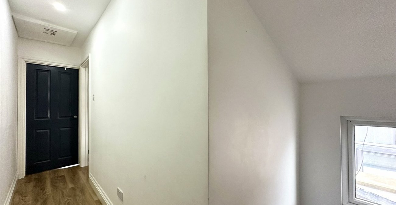 3 bedroom house for sale in Greenhithe | Robinson Jackson