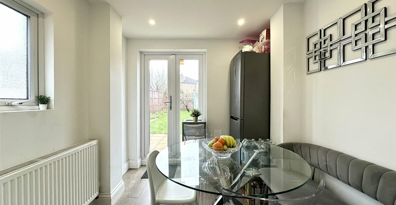 3 bedroom house for sale in Greenhithe | Robinson Jackson