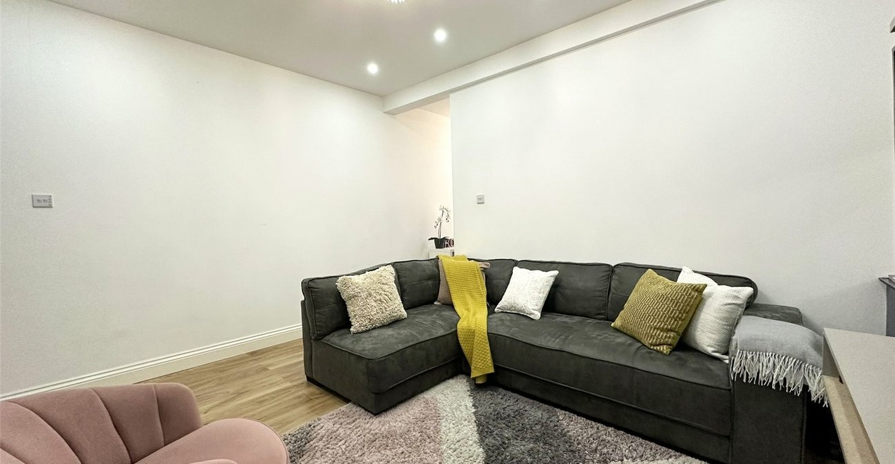 3 bedroom house for sale in Greenhithe | Robinson Jackson