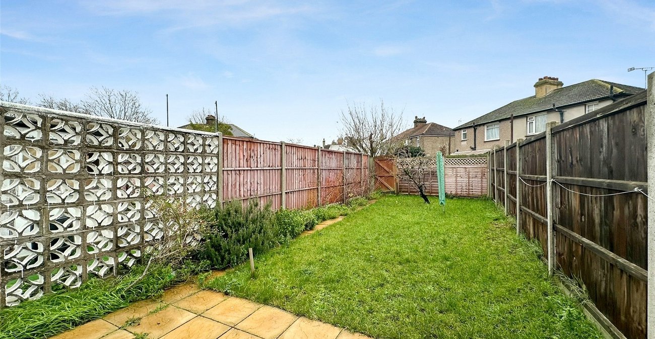 3 bedroom house for sale in Greenhithe | Robinson Jackson