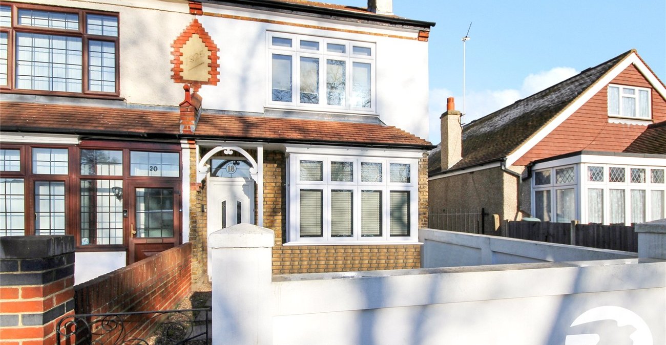 3 bedroom house for sale in Welling | Robinson Jackson