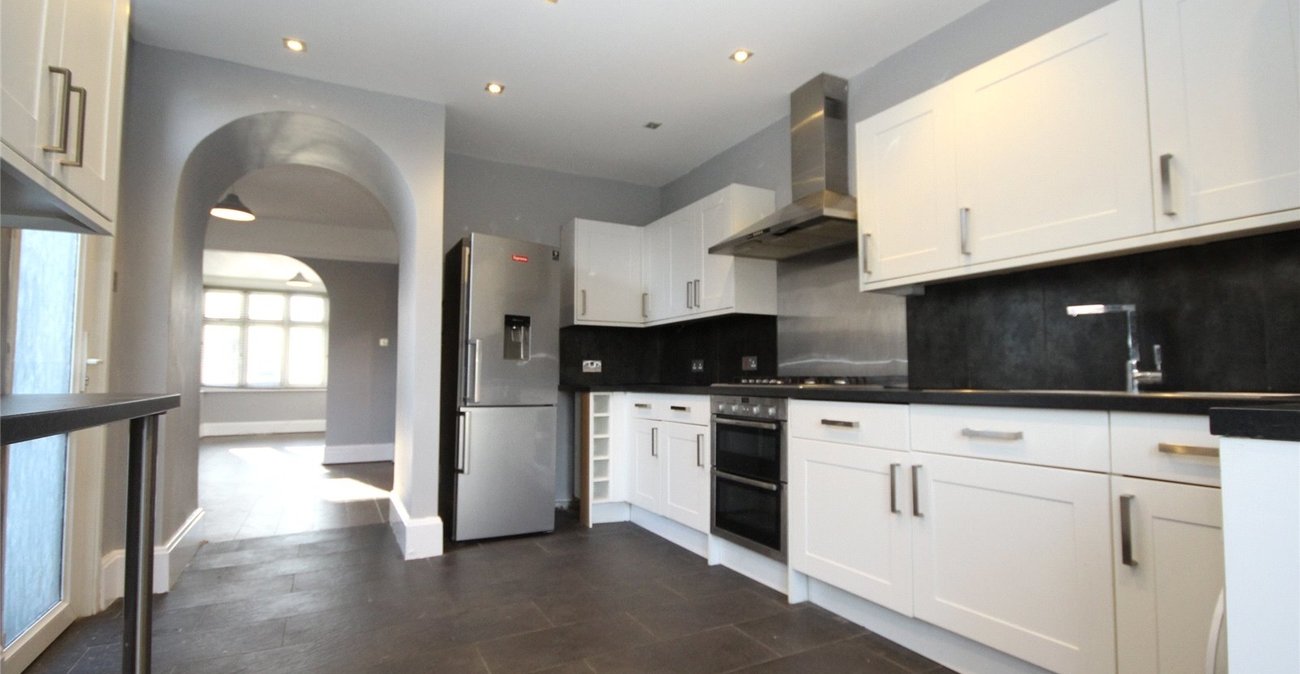 3 bedroom house for sale in Welling | Robinson Jackson
