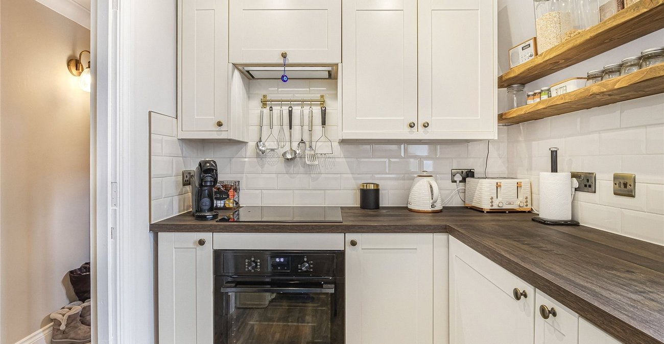 2 bedroom property for sale in Welling | Robinson Jackson