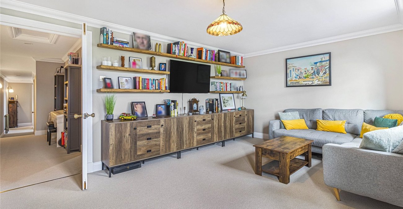 2 bedroom property for sale in Welling | Robinson Jackson