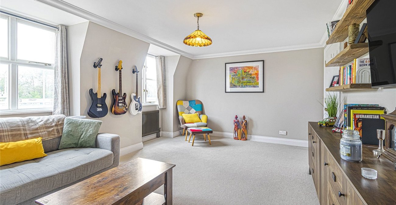 2 bedroom property for sale in Welling | Robinson Jackson