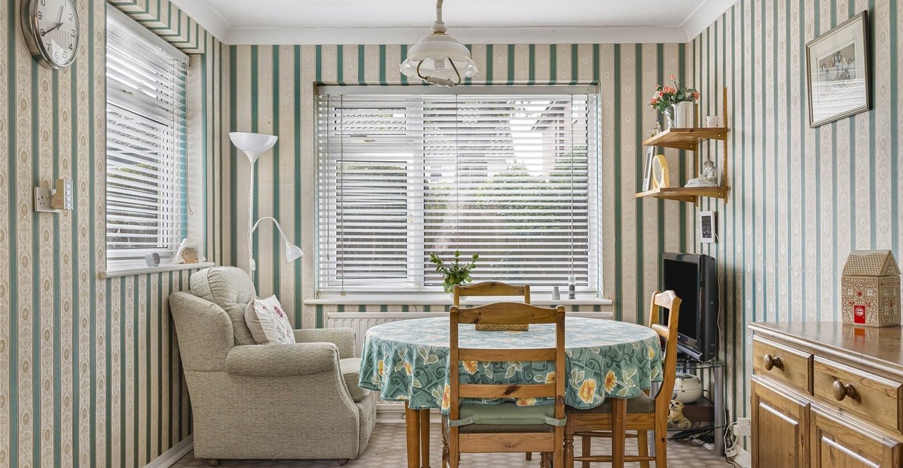 3 bedroom bungalow for sale in Bexley | Robinson Jackson